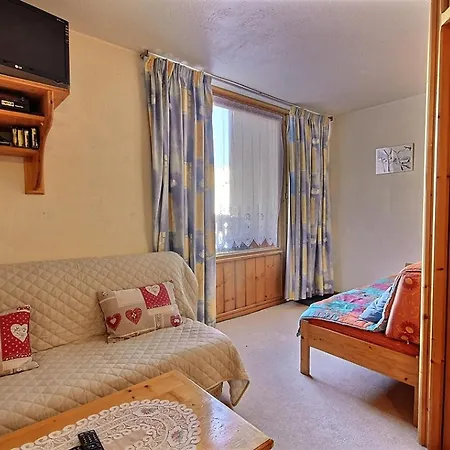 4 Pers Au Pied Des Pistes, Acces Direct Commerces, - Fr-1-455-122 Lejlighed La Plagne